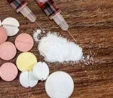 Testy na obecność narkotyków − jak prawidłowo przeprowadzić test?