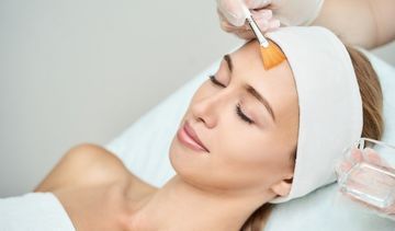 URGO Dermoestetic, dermokosmetyki inspirowane zabiegami medycyny estetycznej