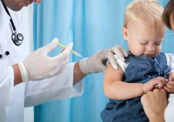 Szczepionka na polio dla dzieci jest w Polsce obowiązkowa i w pełni bezpłatna.