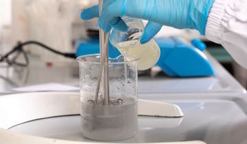 Polysorbate 20 (polisorbat 20) – właściwości, zastosowanie i bezpieczeństwo w kosmetykach