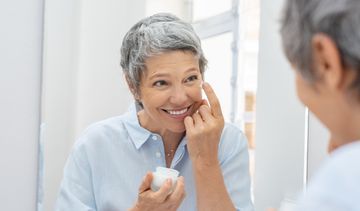 Najlepszy krem przeciwzmarszczkowy (anti-ageing) – ranking 2026 kremów na zmarszczki