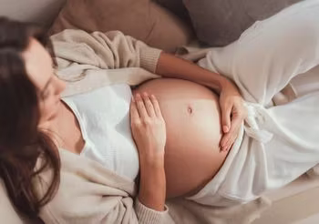 Cholestaza w okresie ciąży zagraża głównie dziecku. Jej powikłania są związane z nadmiernym przedostawaniem się kwasów żółciowych do układu krążenia płodu.