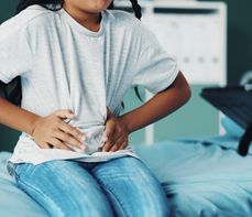 Nieswoiste zapalenie jelit (IBD) – objawy, przyczyny, leczenie i dieta