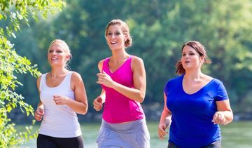 Ćwiczenia dla otyłych: od czego zacząć? Taniec, joga, spacer – pomysły na trening