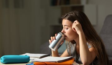 Alarm! Napoje energetyczne powodują niebezpieczne skutki uboczne