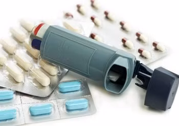 leki i aspirator do leczenia astmy