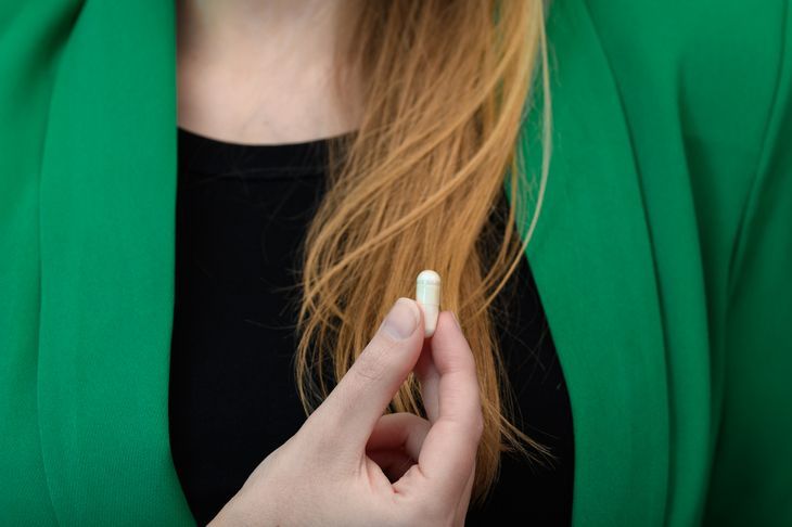 Krzem jest kluczowym składnikiem tkanki łącznej, kości, skóry, włosów i paznokci.