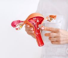 Torbiel (cysta) – co to jest, jak wygląda, czy boli i kiedy może być groźna?