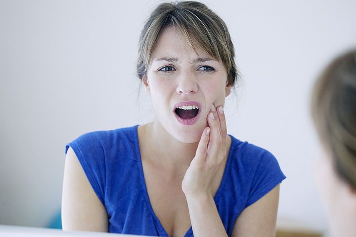 Tymczasowa, domowa plomba dentystyczna – jak działa? Kiedy ją stosować?