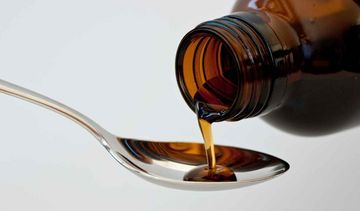 Syrop prawoślazowy na kaszel i chrypkę. Dawkowanie, mechanizm działania