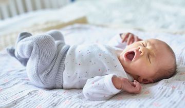 Potówki u niemowlaka − co można stosować bezpiecznie na potówki u dziecka?