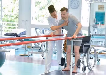 rehabilitacja z fizjoterapeutką