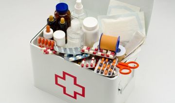 Farmaceuta radzi: które leki warto mieć pod ręką?