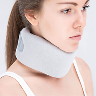 Półsztywny kołnierz ortopedyczny 12 cm, R4M AM-KM, rozmiar S