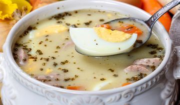 Fit żurek wielkanocny – lekka wersja bez śmietany. Przepis krok po kroku