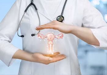 Nadżerka rzekoma szyjki macicy może wymagać jedynie obserwacji i badań kontrolnych. Fot. Adobe Stock.