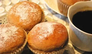 Pączki w wersji light - pieczone, z musem z jabłek
