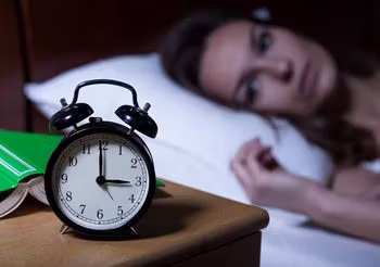 Sposoby na bezsenność, jak ją leczyć