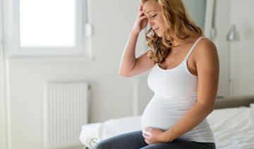 Dolegliwości ciążowe w pierwszym i trzecim trymestrze ciąży