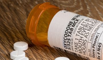 Oksykodon – fakty i mity na temat tego silnego środka przeciwbólowego