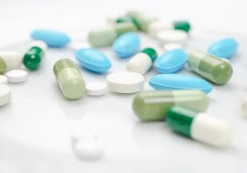 Sertralina zwiększa stężenie serotoniny we krwi, dlatego jest stosowana w zapobieganiu napadom depresji i jej leczeniu.