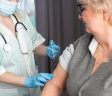 Szczepienie przeciwko RSV – zalecenia, kiedy wykonać, refundacja