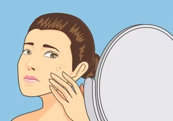 Ryzunek młodej dziewczyny z cerą trądzikowa przeglądającej sie w lustrze 