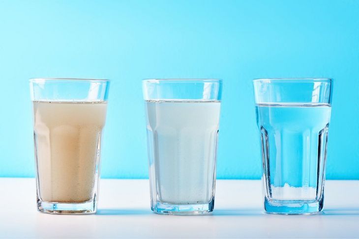 Disodium EDTA w kosmetykach odpowiada między innymi za przejrzystość produktu.