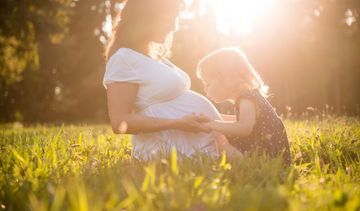 Upały a ciąża. Jak przetrwać wysokie temperatury w ciąży?