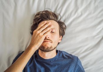 Obniżona odporność wynika często z braku dbałości o odpoczynek.