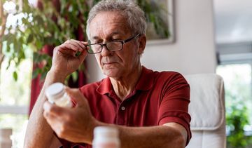 Fibraty – jak działają, kiedy się je stosuje i jakie mają działania niepożądane?