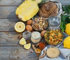 Dna moczanowa – dieta. Produkty ubogopurynowe, co jeść, czego unikać