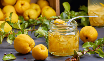 Pigwa – właściwości i zastosowanie. Jak przygotować syrop z pigwy?