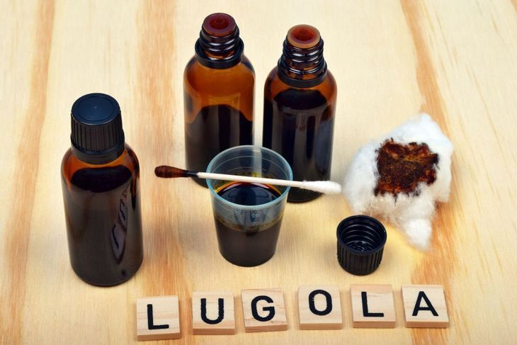 Płyn Lugola - kolor płynu Lugola zależy od stężenia