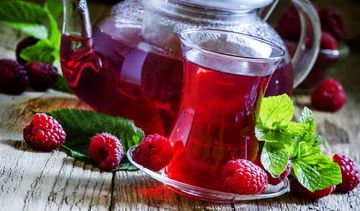 Sok z malin, echinacea i pyłek kwiatowy - domowe metody w walce z infekcjami