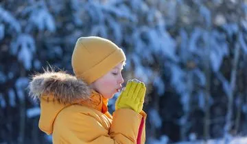 Odmrożenia – po czym je poznać? Jaka powinna być pierwsza pomoc, by nie pogorszyć swojego stanu?