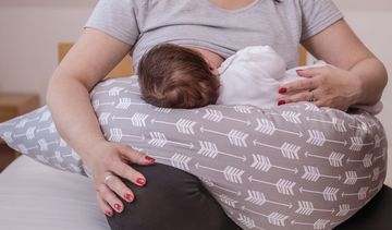 Ibuprofen a karmienie piersią – czy brać leki w trakcie karmienia piersią?